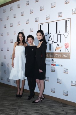ELLE聯名信用卡2013代言人國際超模秦舒培、奚夢瑤及ELLE編輯總監曉雪