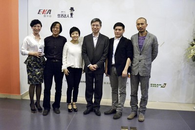 知名專家在“壹卡會2012深圳年度生活達人”頒獎禮現場，從不同的角度詮釋發現生活之美。